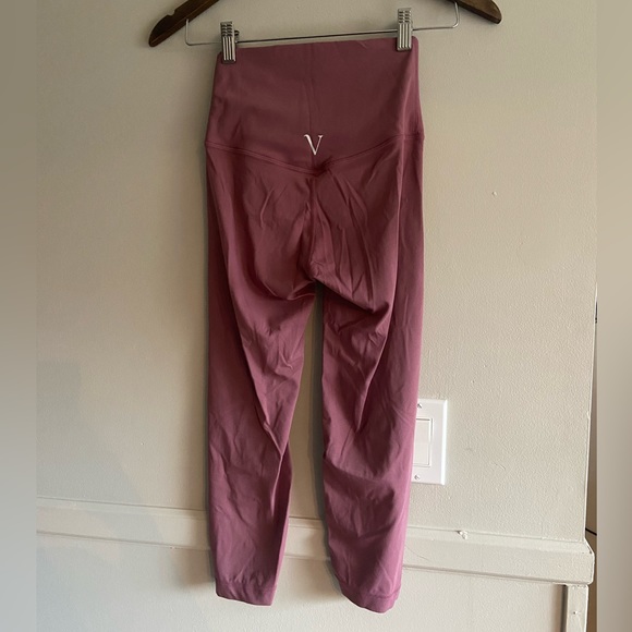 🌸 Vitae Apparel 🌸 cropped mauve leggings - Picture 3 of 9